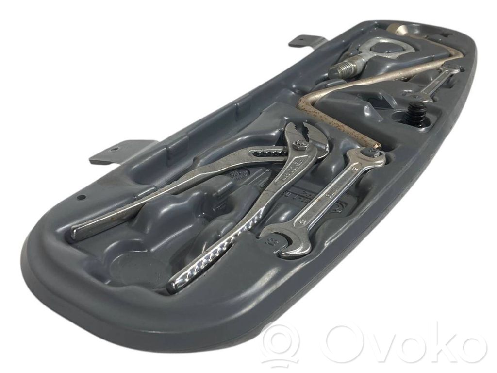 Instrumentu komplekts