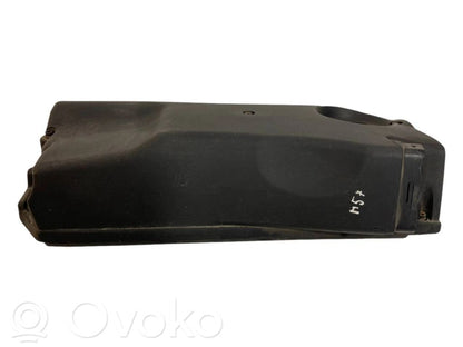 Engine cover (decorative trim)