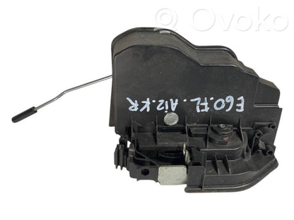 Aizmugurē slēdzene