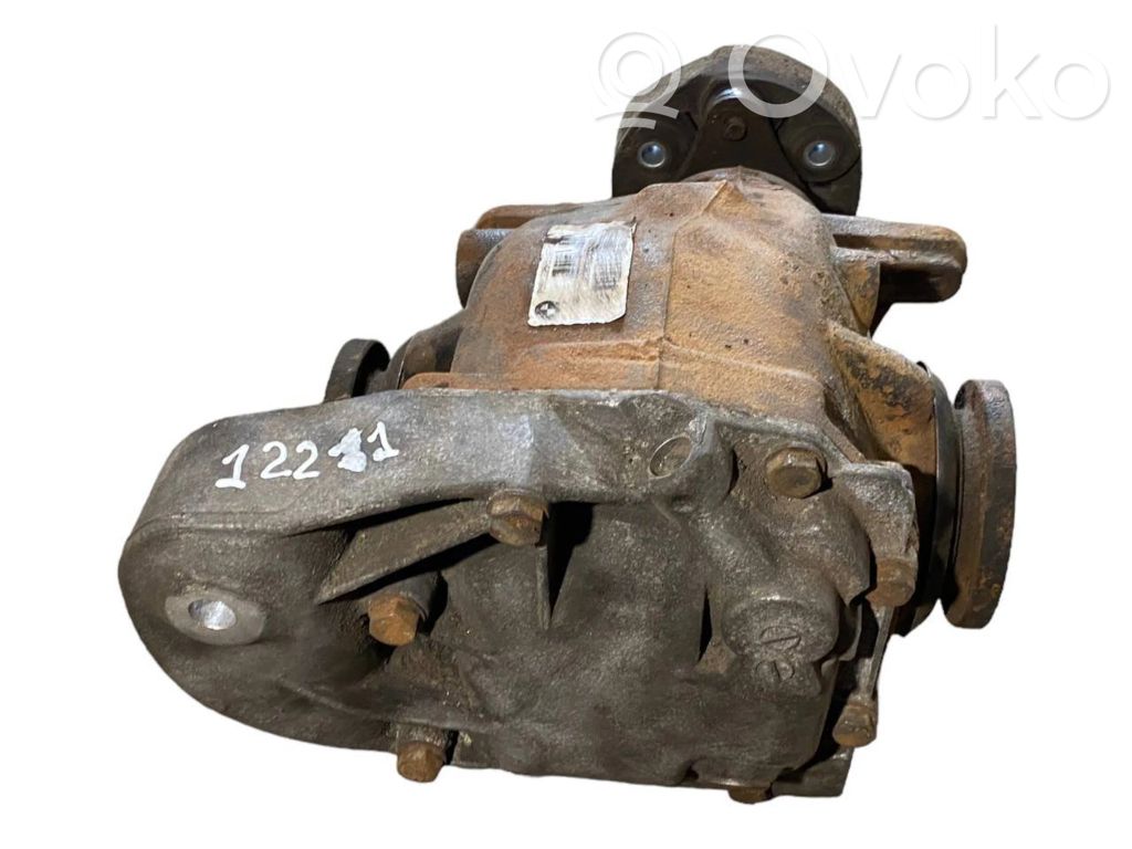 Aizmugurējais reduktors