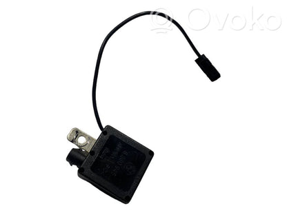 Antenna control unit