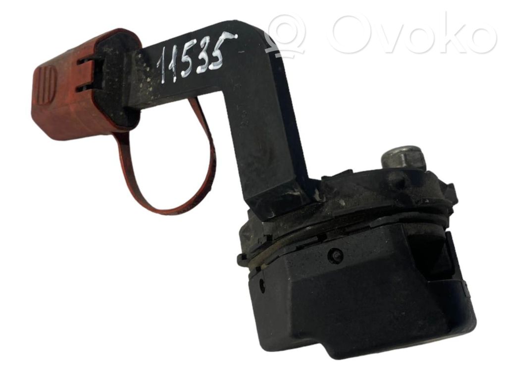 Positive wire connection assembly