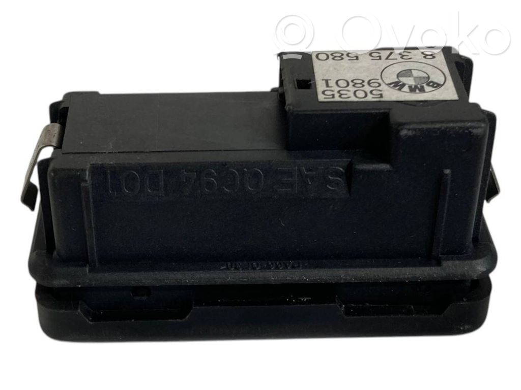 Переключатель открывания задней двери