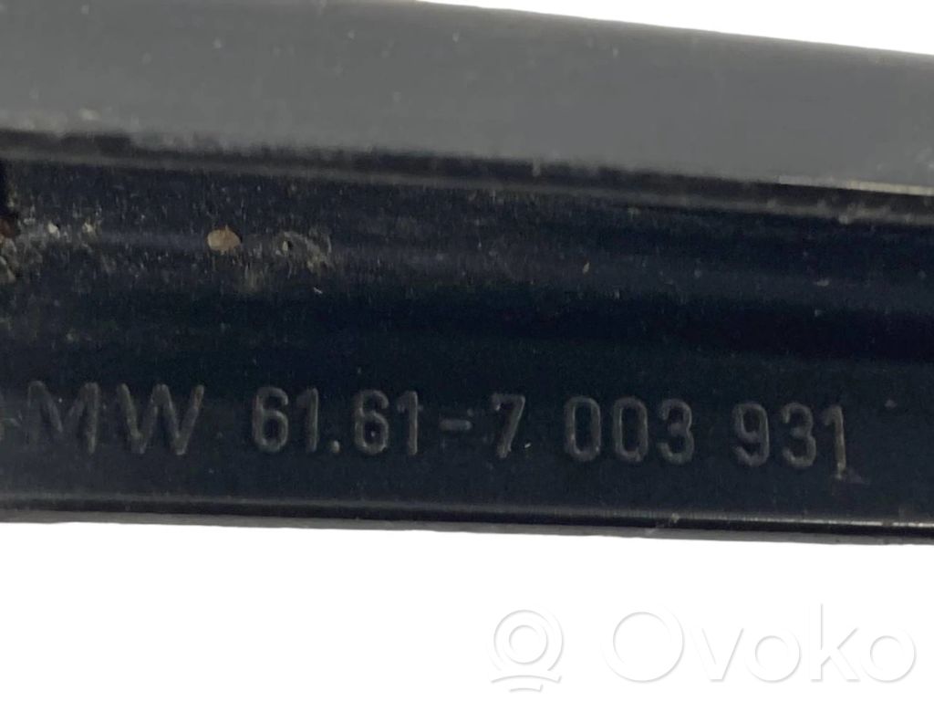 Windshield wiper arm