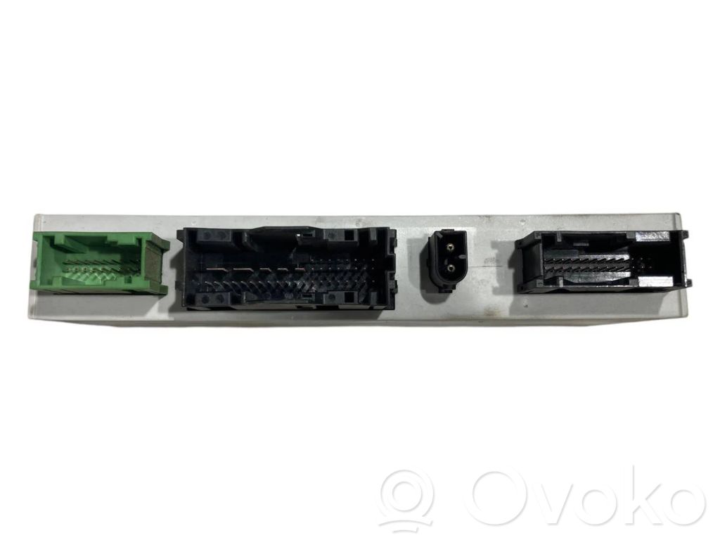 Jumta lūkas vadības bloks