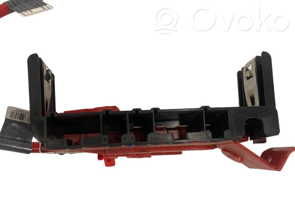 Plusa vadu savienošanas mezgls