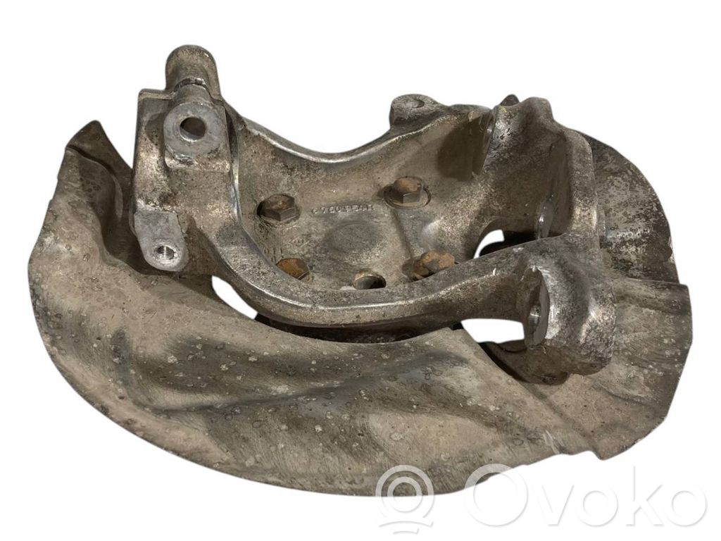 Priekšējā riteņa rumbas vārpstas šarnīrs (stupica, capfa)