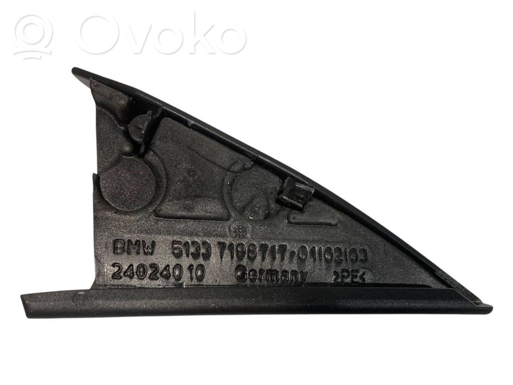 Spoguļa plastmasas dekoratīvā apdare