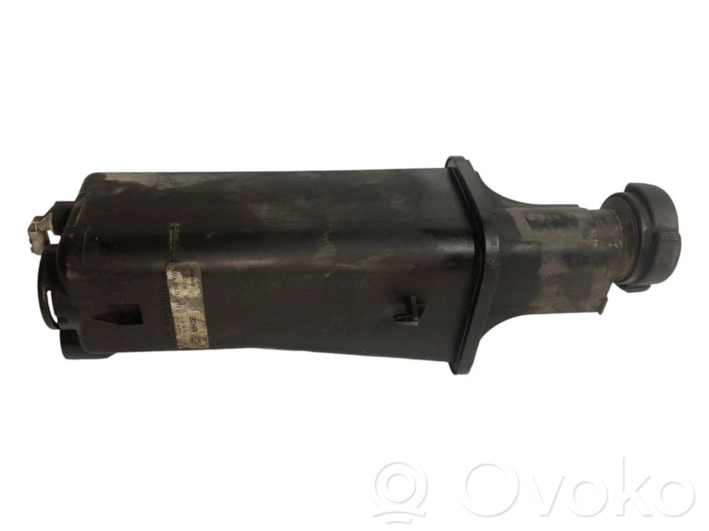 Dzesēšanas šķidruma izplešanās tvertne