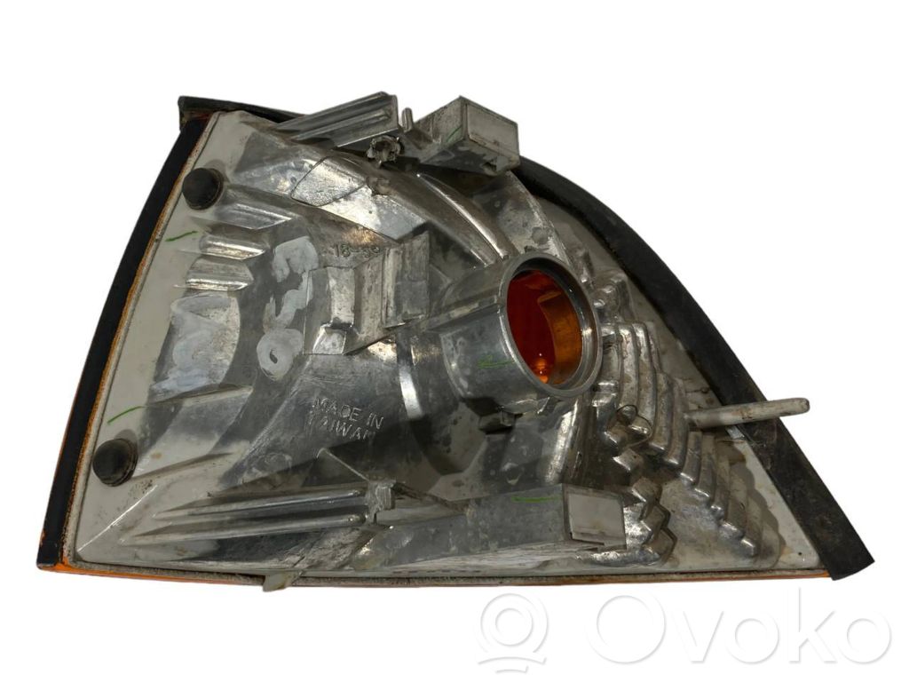 Priekšējais pagrieziena lukturis