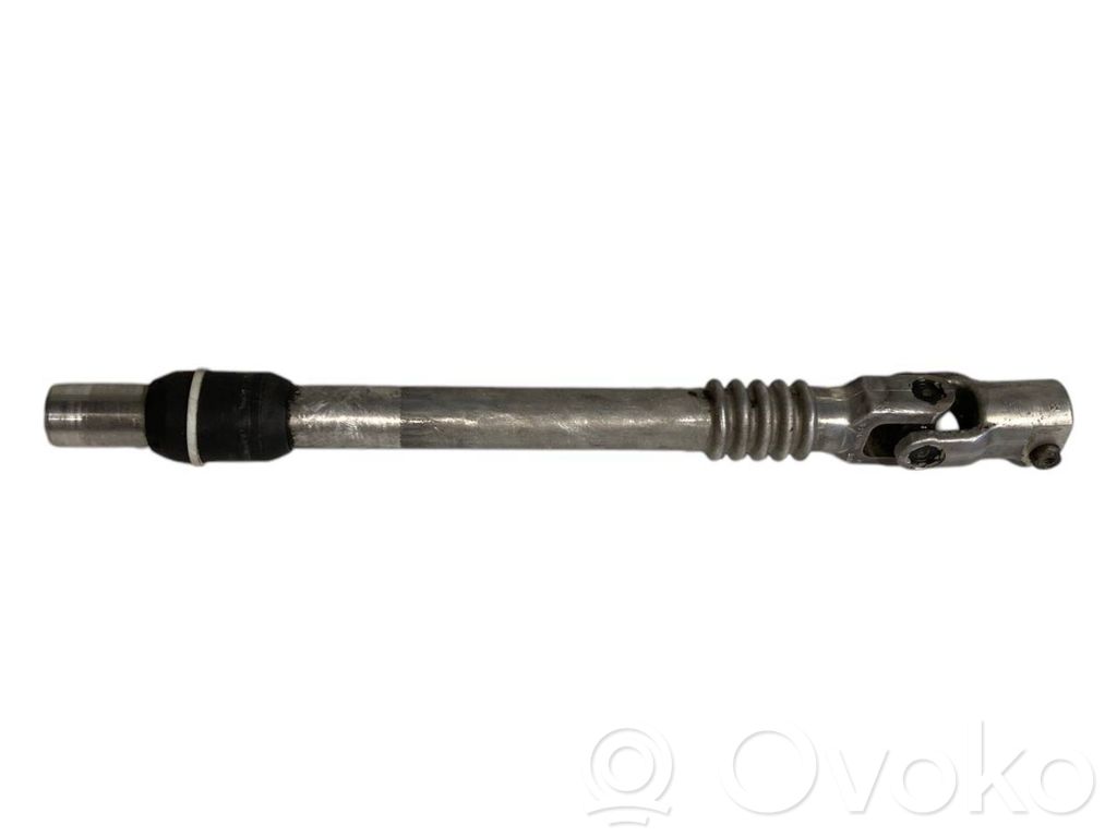 Stūresrata ass krustsavienojums