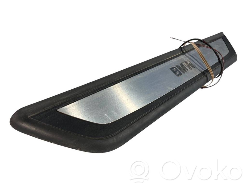 Отделка переднего порога (внутренняя)