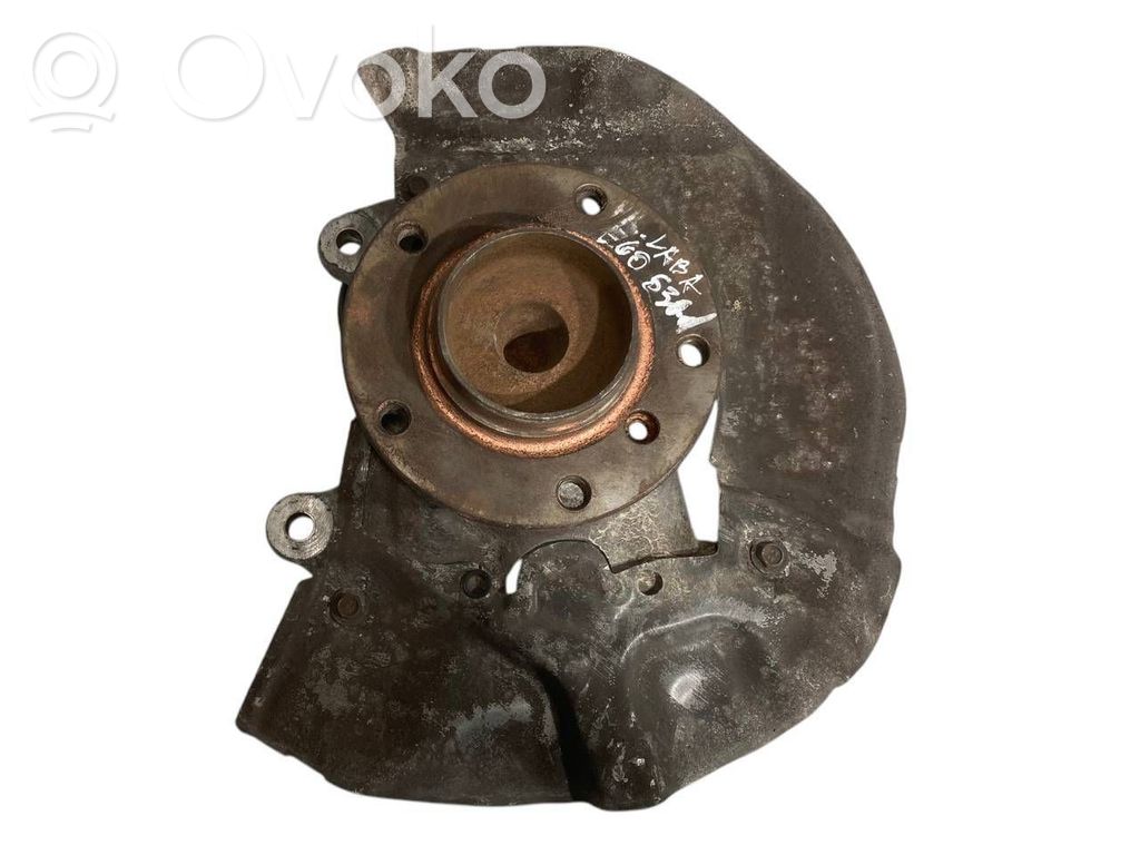 Priekšējā riteņa rumbas vārpstas šarnīrs (stupica, capfa)