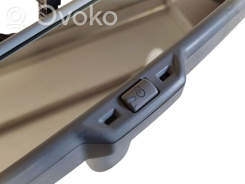 Atpakaļskata spogulis (salonā)