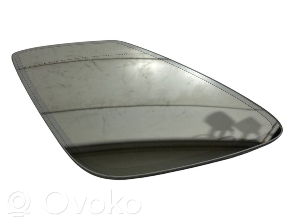 Зеркальное стекло