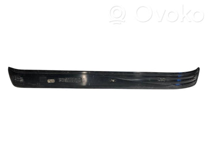 Front sill trim (inner)