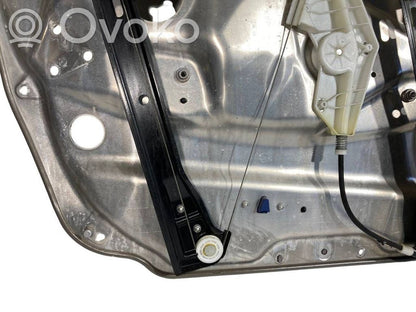 Priekšpusē elektriskā loga pacelšanas mehānisma komplekts