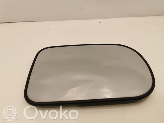 Зеркальное стекло