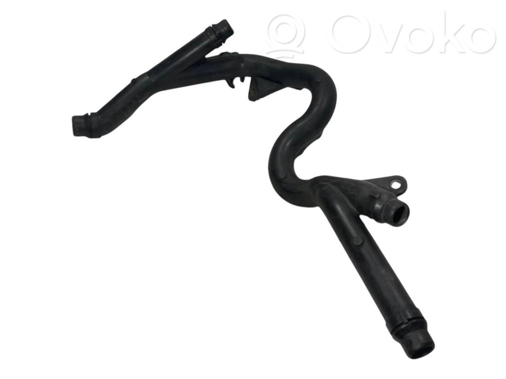 Caurulīte (-es) / šļūtene (-es)