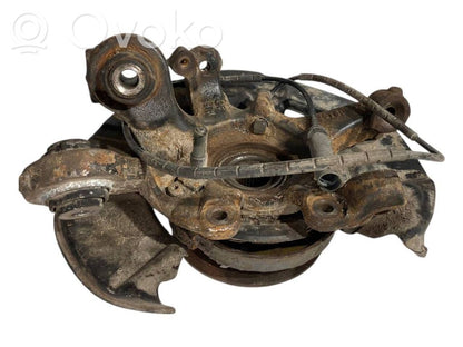 Aizmugurē riteņa rumbas vārpstas šarnīrs (stupica, capfa)