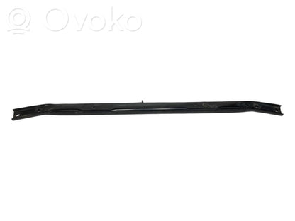 Radiatoru paneļa augšējā daļa (televizors)