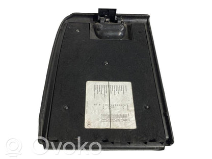 Sānu dekoratīvās apdares panelis