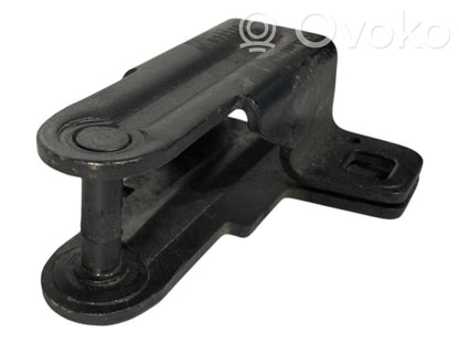 Trunk lock lower part / loop