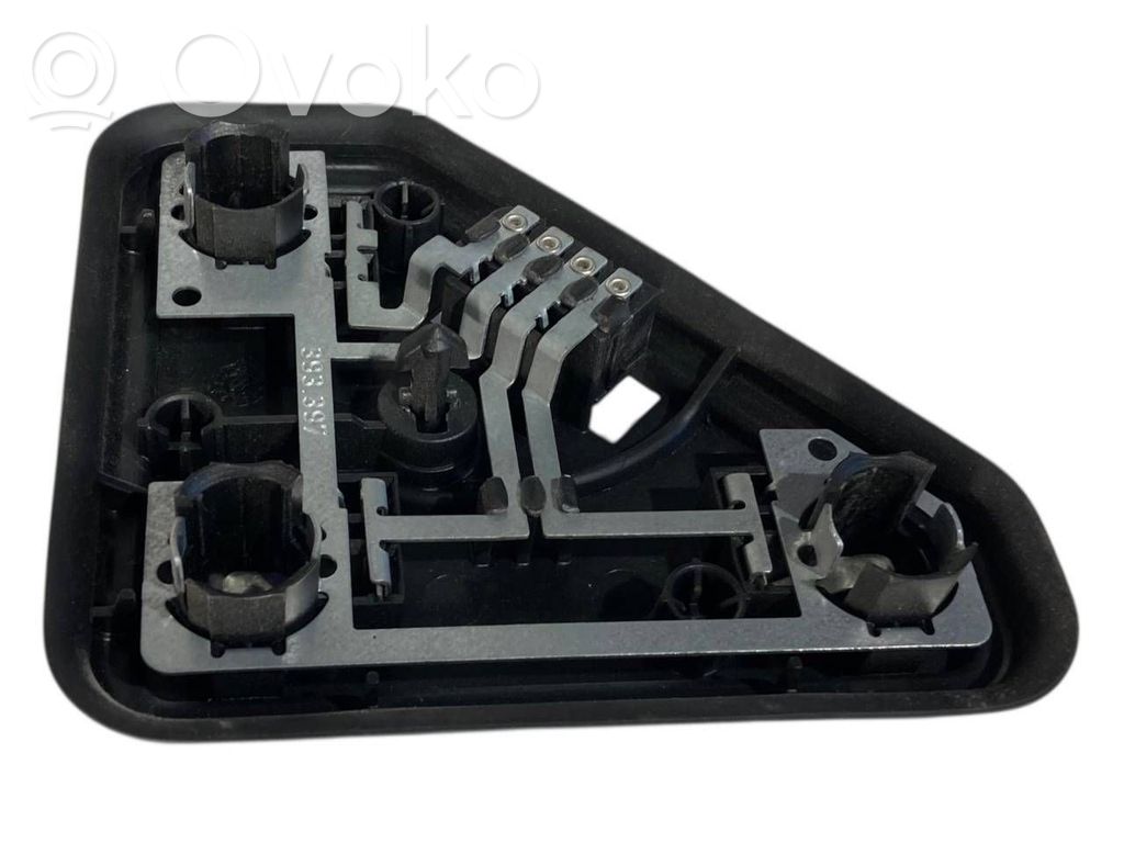 Aizmugures spuldzes vāka turētājs