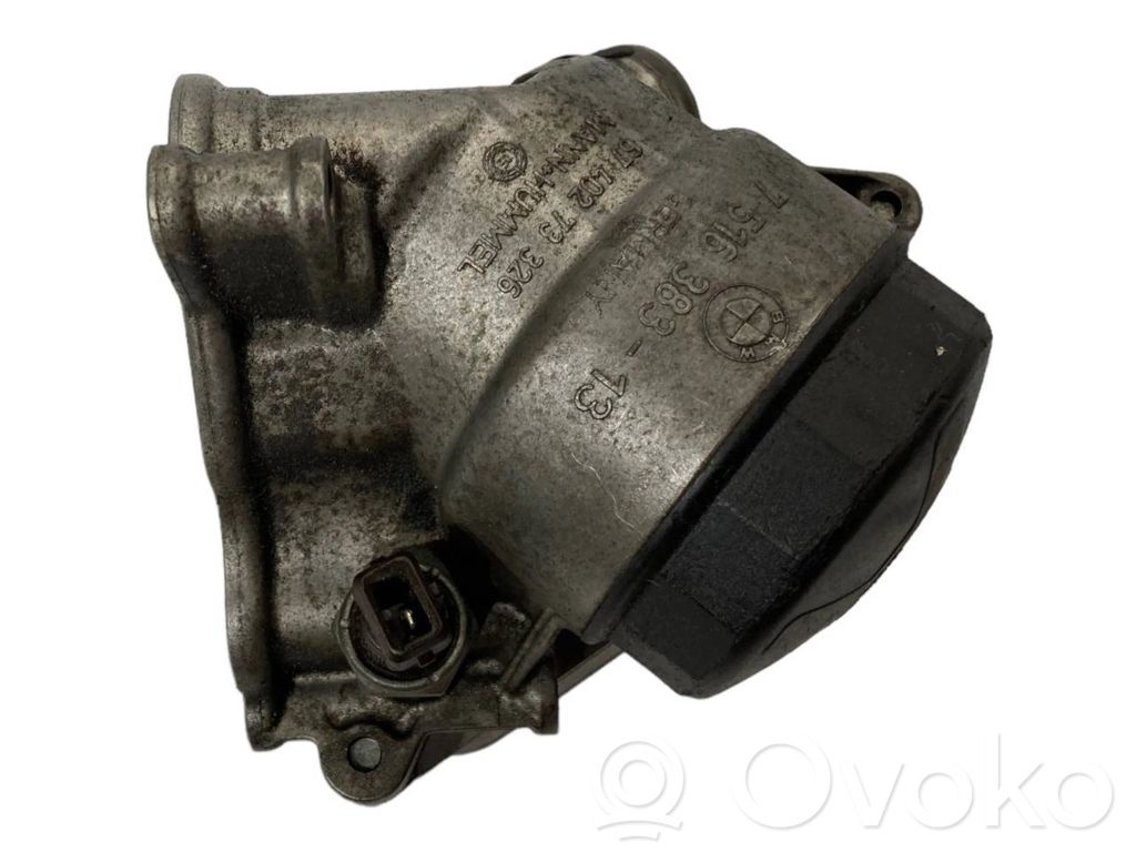 Dzinēja eļļas radiators