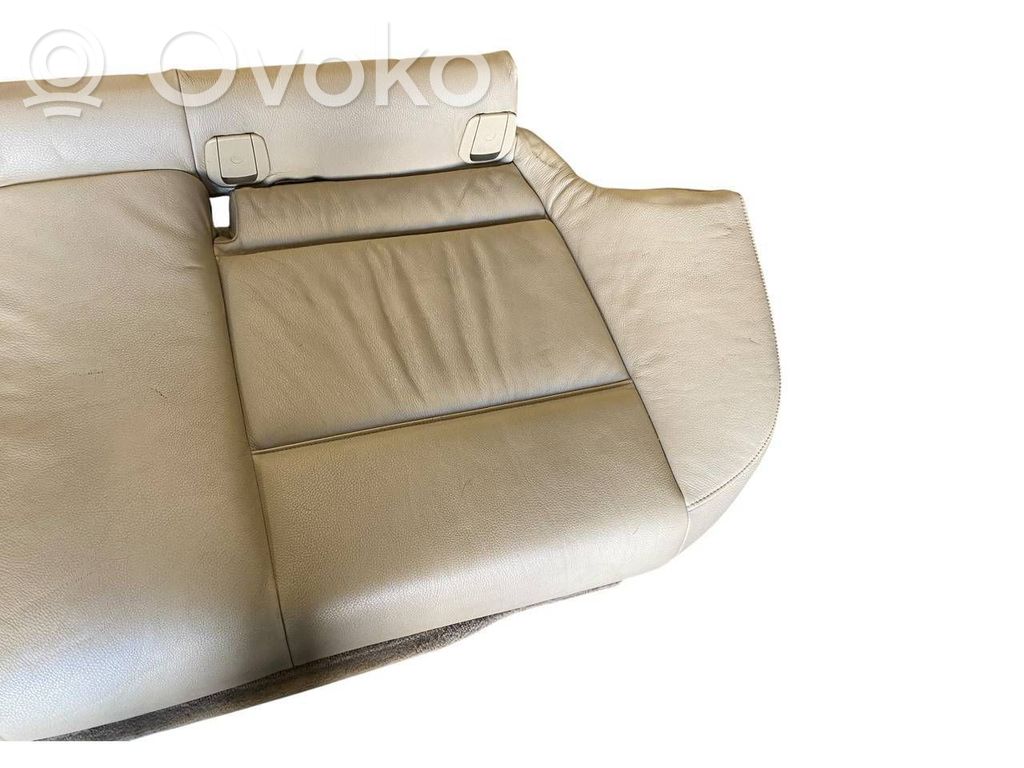 Salona daļu komplekts