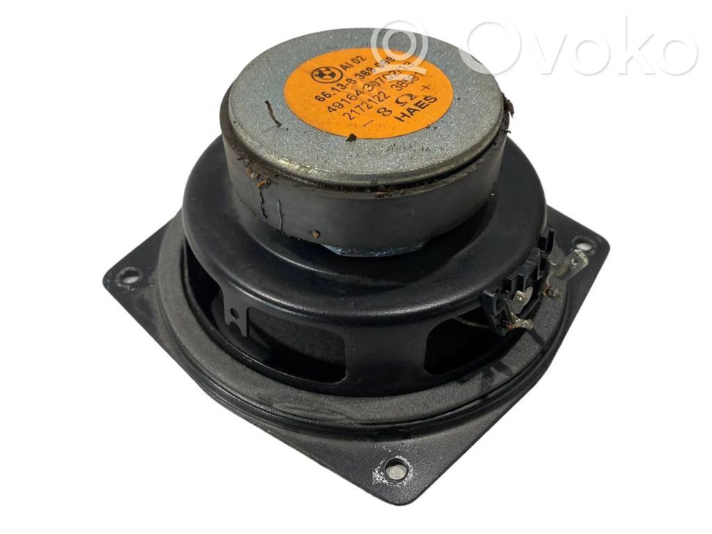 Динамик(и) в заднем стекле