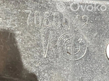 Priekšējo durvju apdare