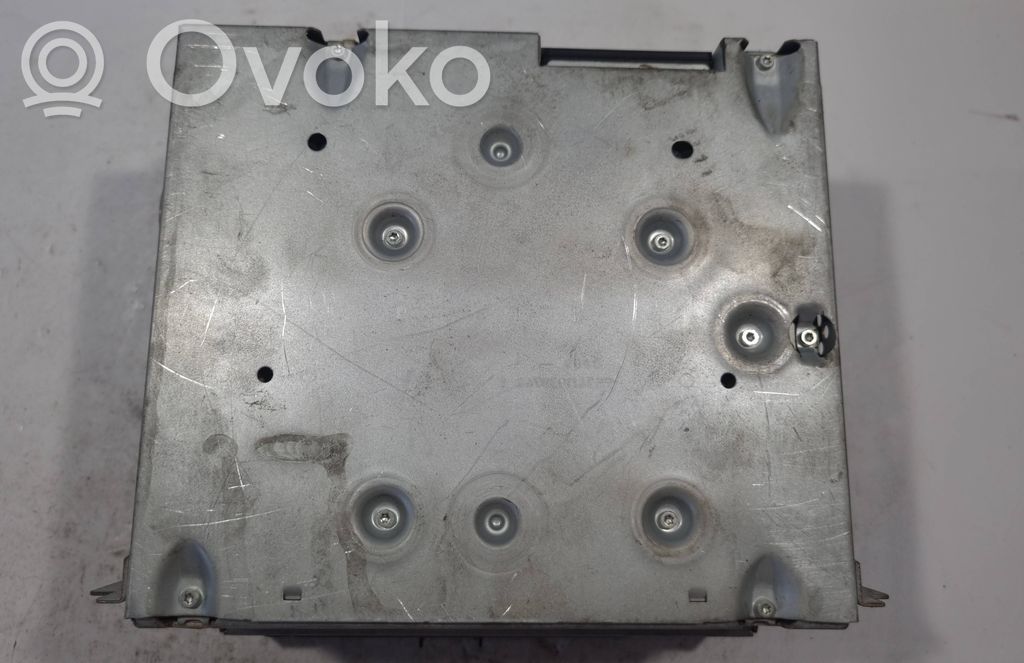 Радио / CD/DVD-плеер / навигация