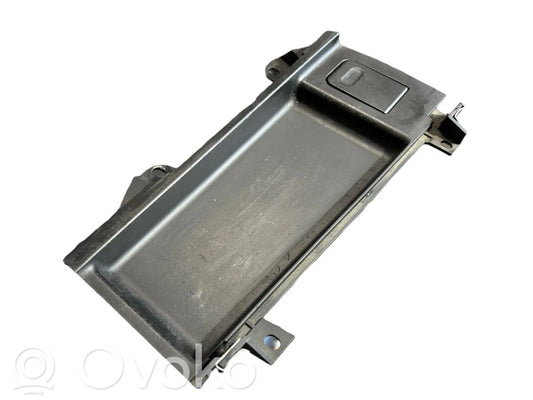 Cigarette lighter in front