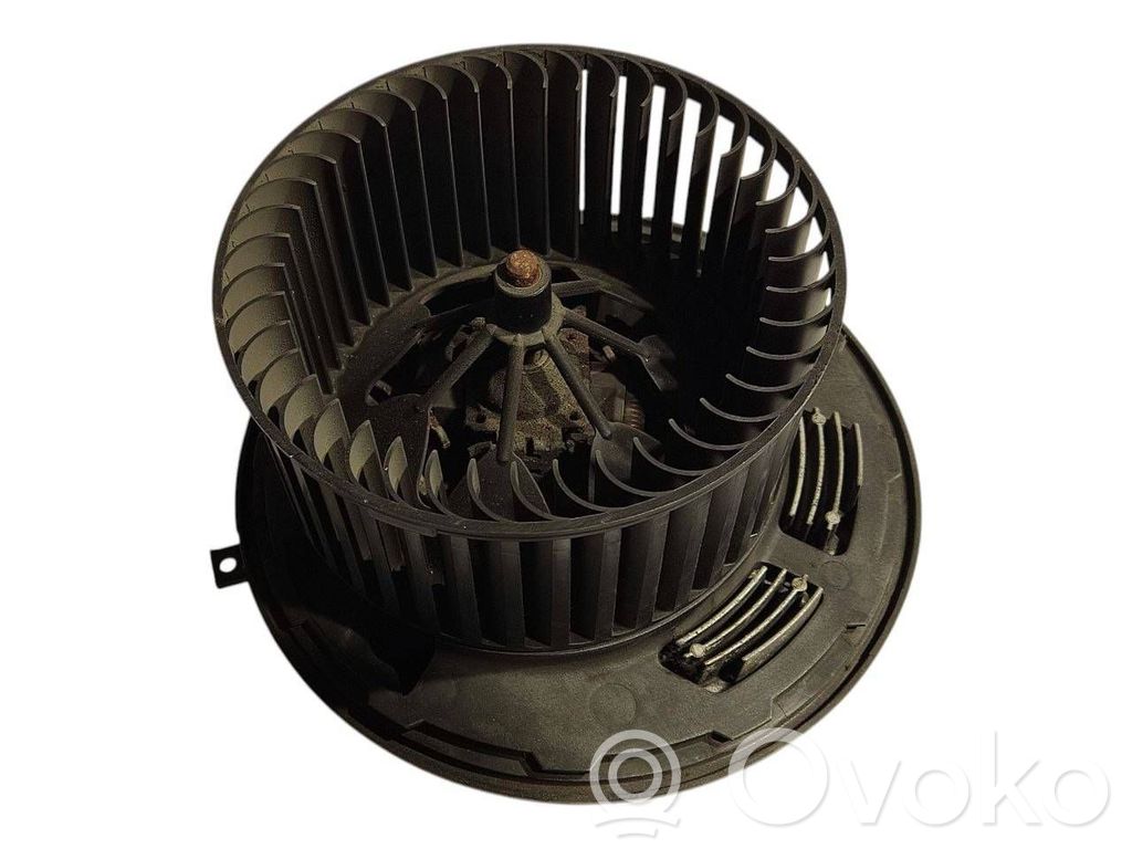 Mazā radiatora ventilators