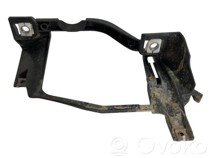 Priekšējā luktura turētājs