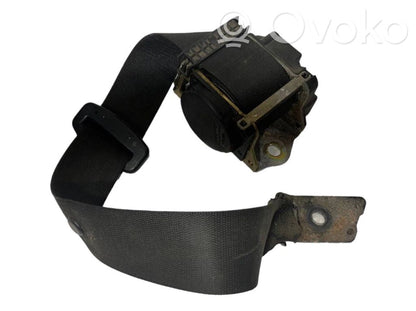 Задний ремень безопасности