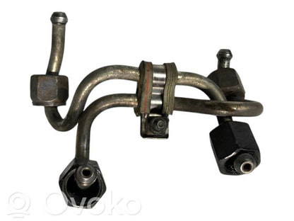 Degvielas caurulīte (-es)