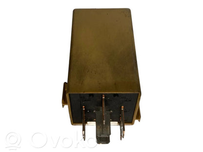 Window wiper relay