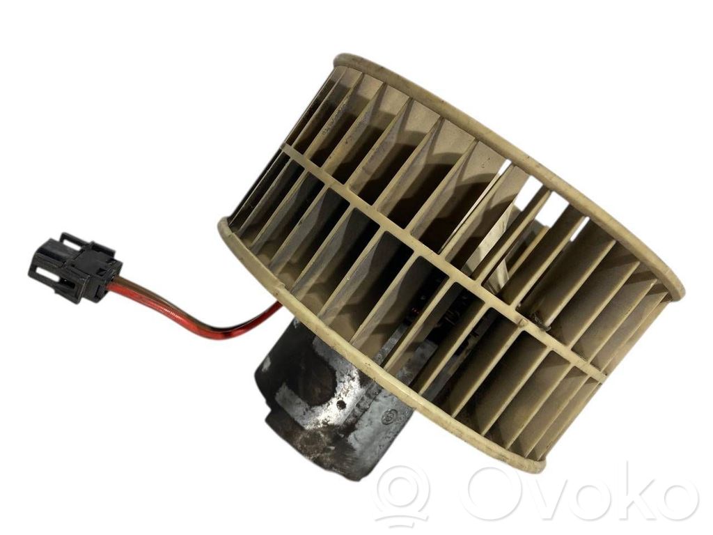 Mazā radiatora ventilators