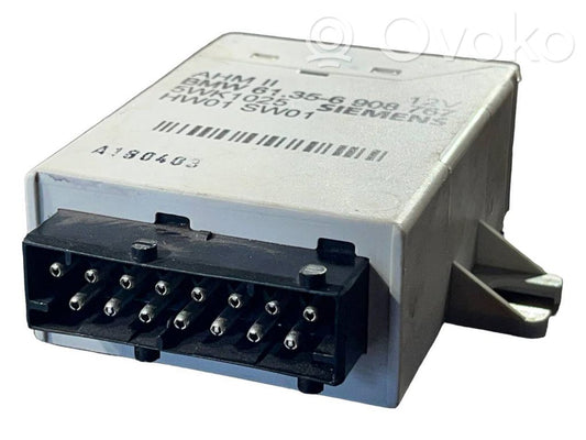 Trailer hitch control unit