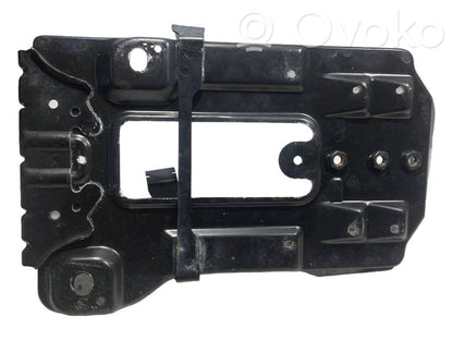 Battery mount