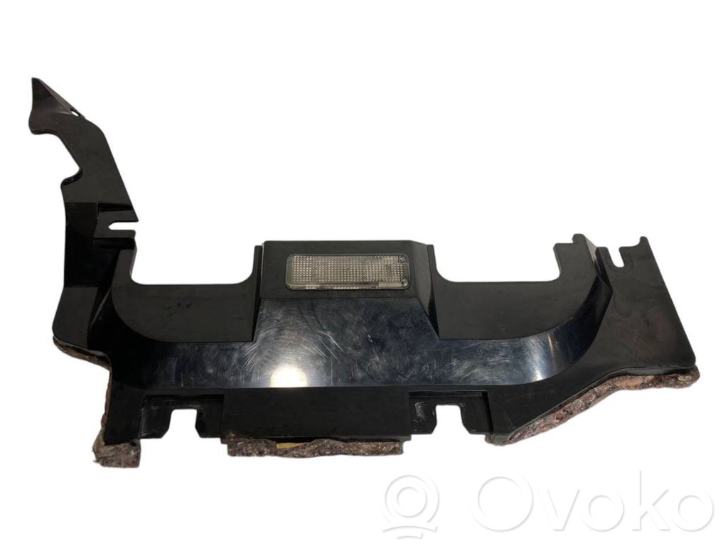 Paneļa dekoratīvās apdares vairogs (apakšējais)