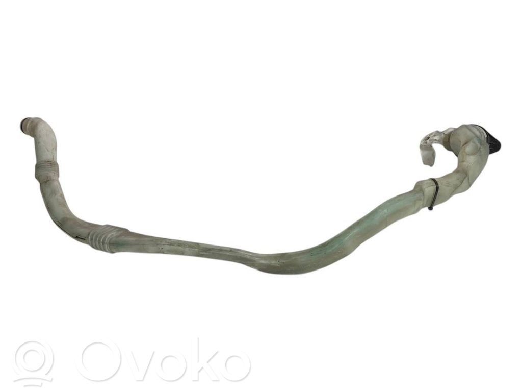 Window fluid reservoir filler pipe