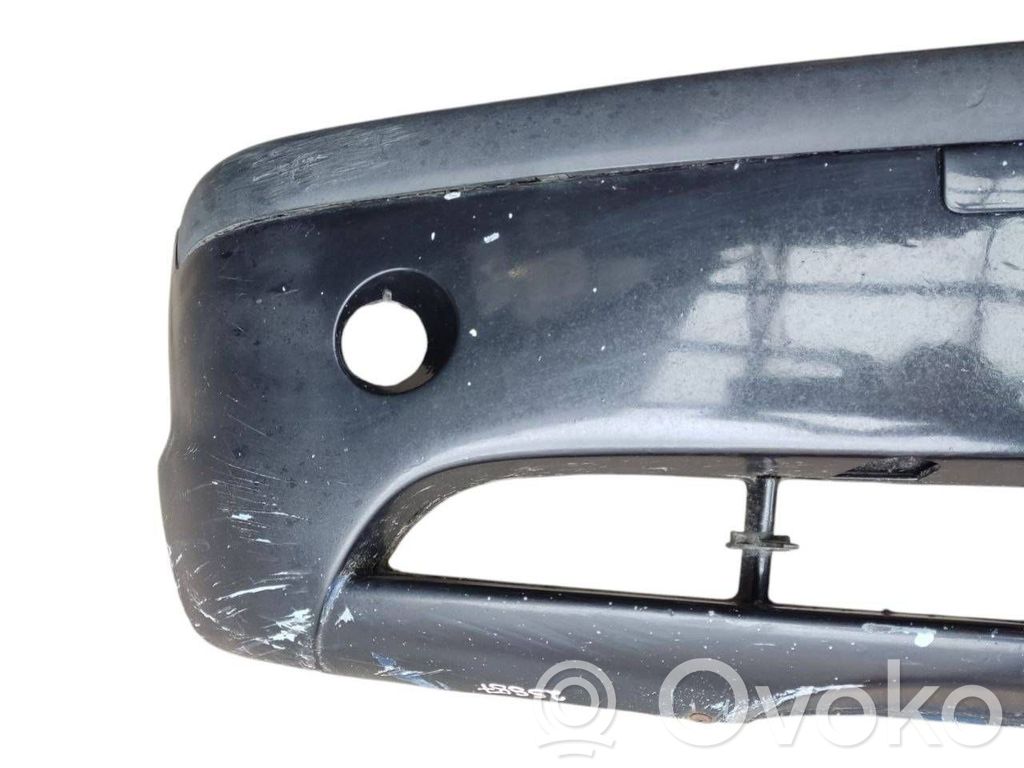 Передний бампер