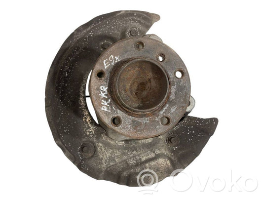 Priekšējā riteņa rumbas vārpstas šarnīrs (stupica, capfa)