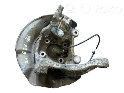 Priekšējā riteņa rumbas vārpstas šarnīrs (stupica, capfa)