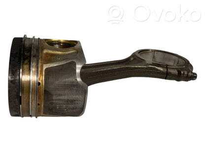 Piston with connecting rod