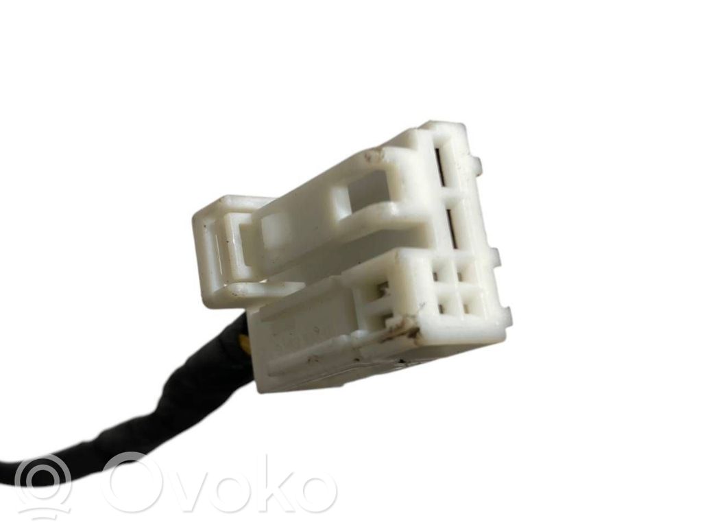 Съемник задней крышки