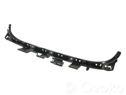 Rear bumper mounting bracket